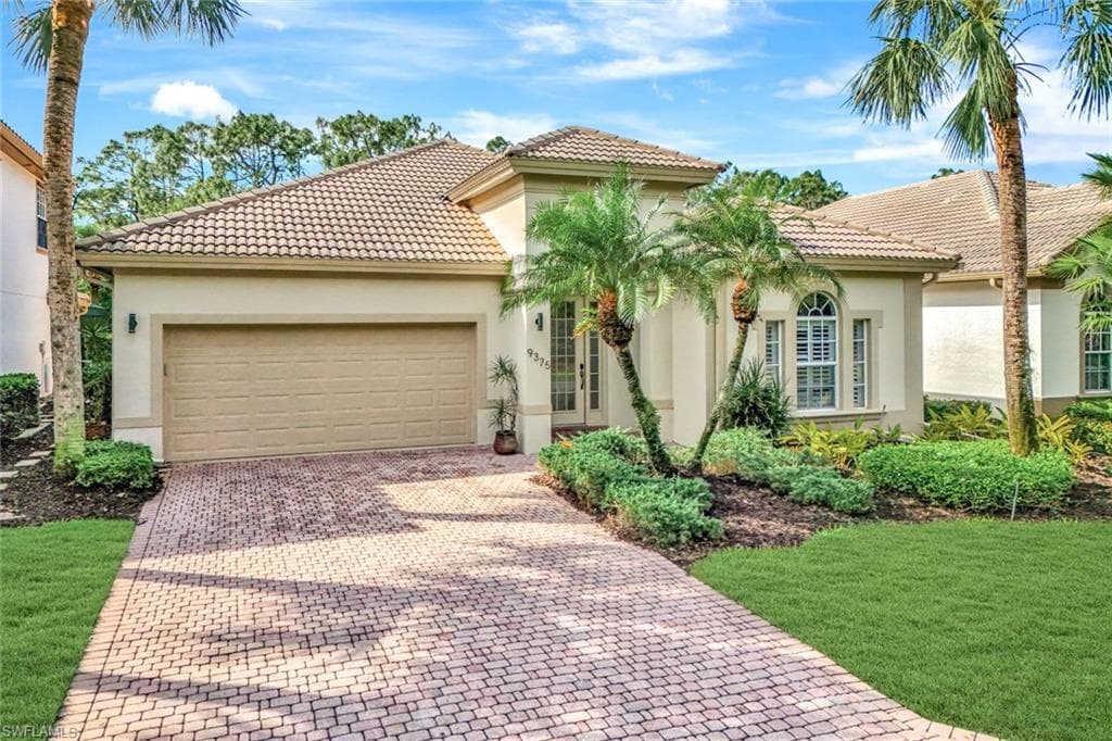 9375 Oak Strand DR, ESTERO FL 34135-2