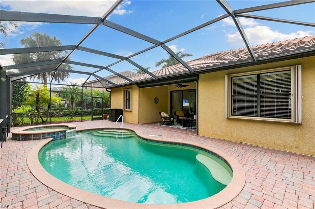 3915 Treasure Cove CIR, NAPLES FL 34114-29