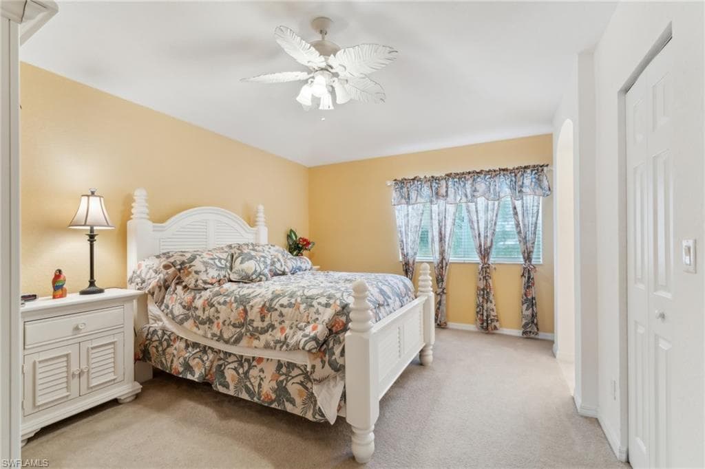 3327 Dandolo CIR, CAPE CORAL FL 33909-16