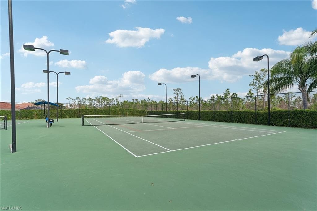 3327 Dandolo CIR, CAPE CORAL FL 33909-31