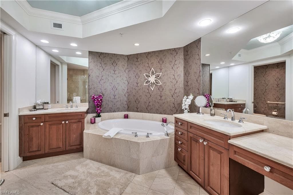 23850 Via Italia CIR # 404, ESTERO FL 34134-22