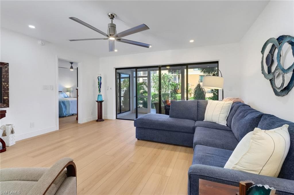 1200 Cherrystone CT # A104, NAPLES FL 34102-8