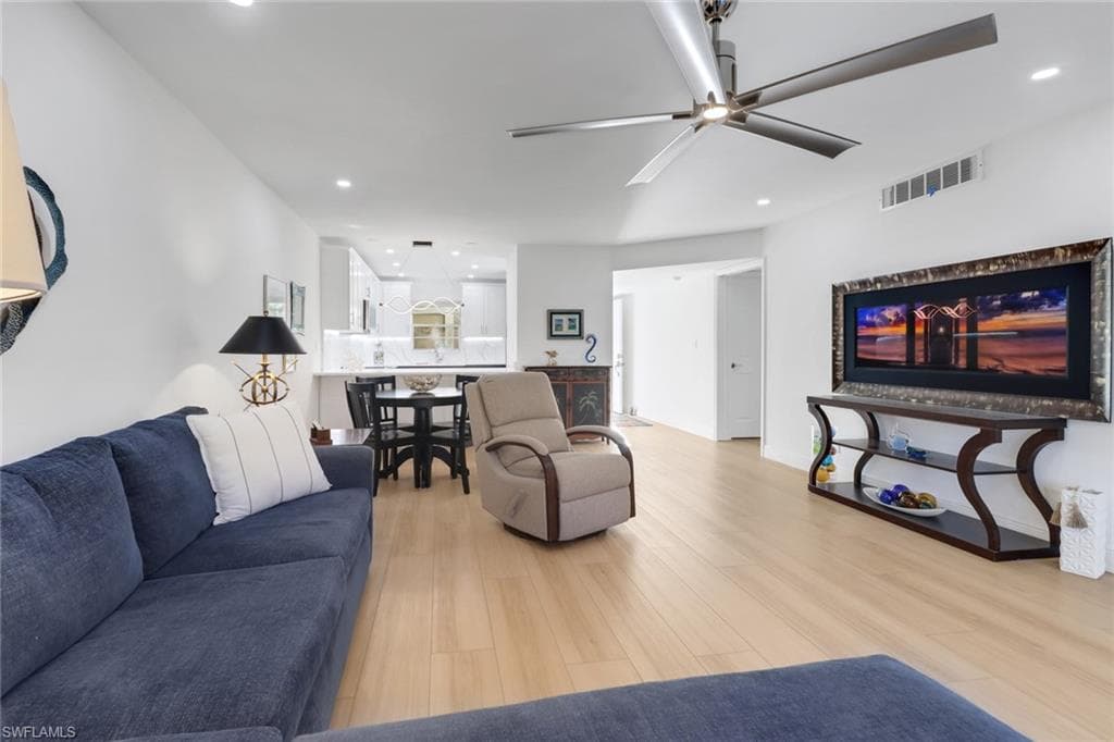 1200 Cherrystone CT # A104, NAPLES FL 34102-7