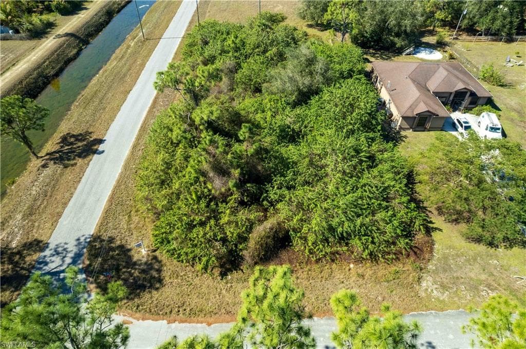 4407 E 20th ST, ALVA FL 33920-11
