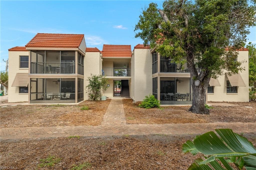 845 E Gulf DR # 212, SANIBEL FL 33957-1