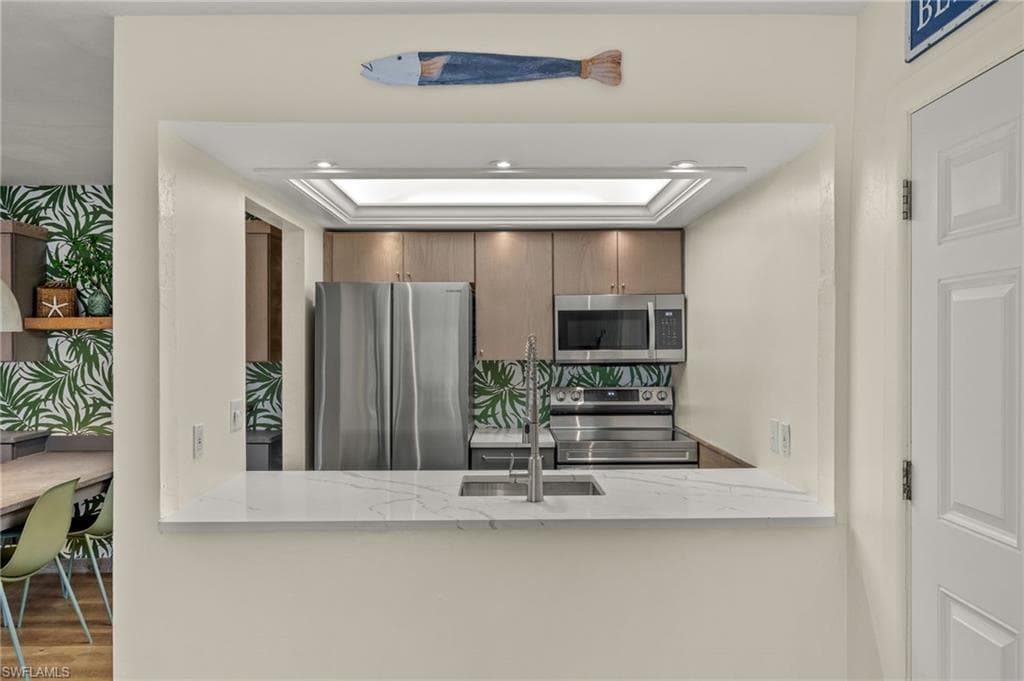 845 E Gulf DR # 212, SANIBEL FL 33957-11