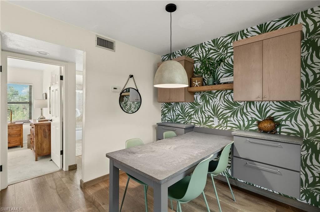 845 E Gulf DR # 212, SANIBEL FL 33957-9