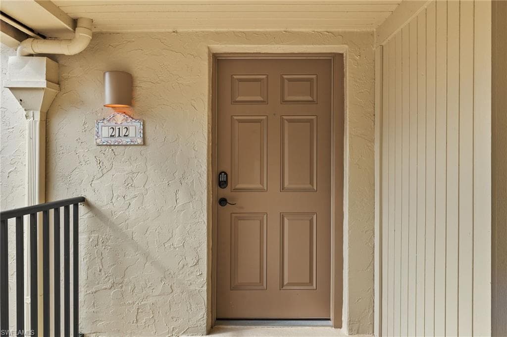 845 E Gulf DR # 212, SANIBEL FL 33957-20