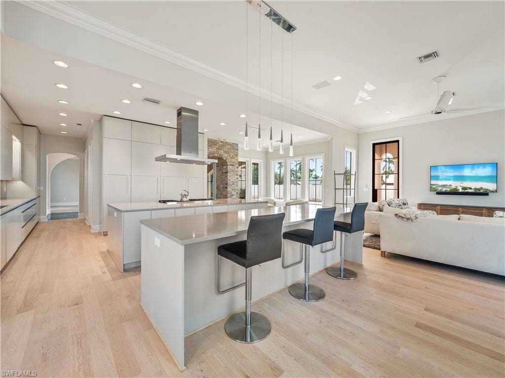 6005 W Riverside DR, FORT MYERS FL 33919-6