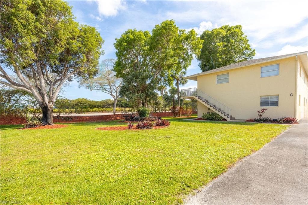 3325 Airport RD N # F3, NAPLES FL 34105-2