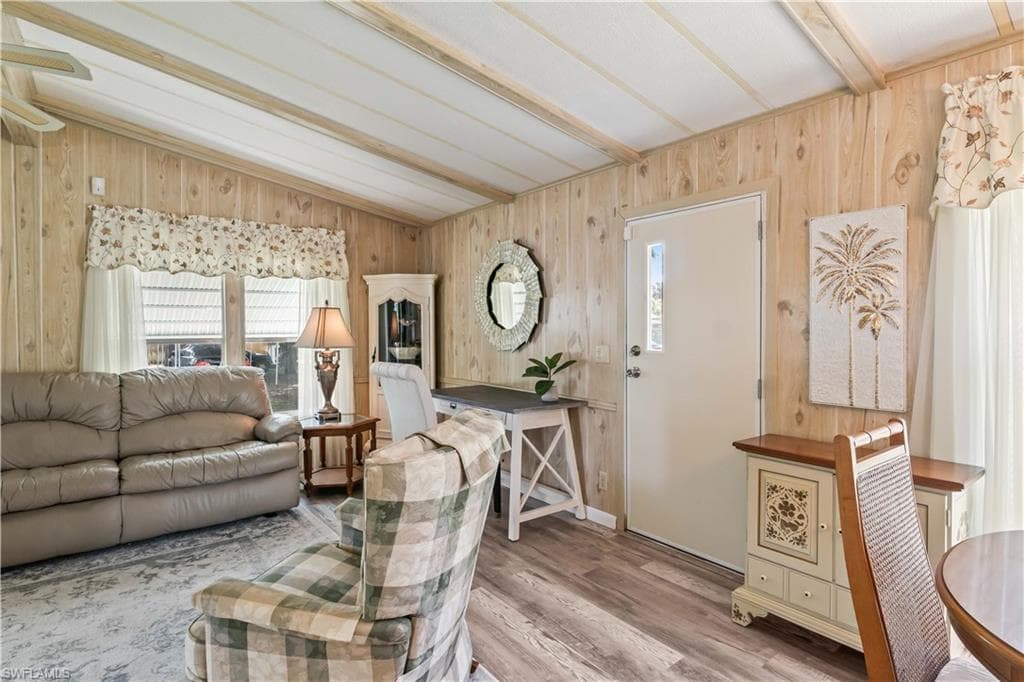 7713 Ebson DR, NORTH FORT MYERS FL 33917-3