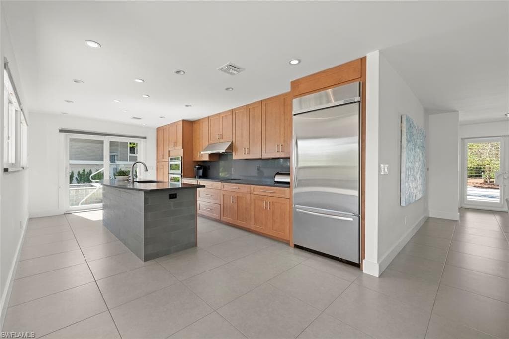 16891 Captiva DR, CAPTIVA FL 33924-16