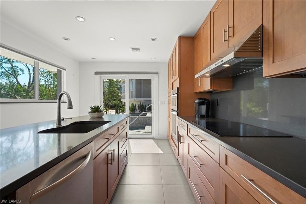 16891 Captiva DR, CAPTIVA FL 33924-19