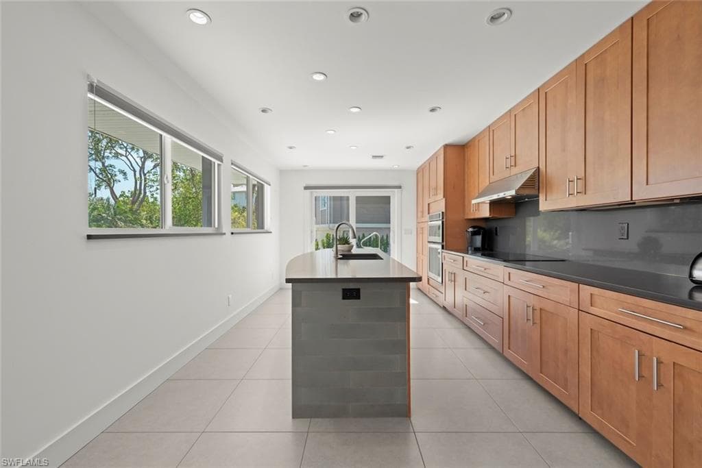 16891 Captiva DR, CAPTIVA FL 33924-17