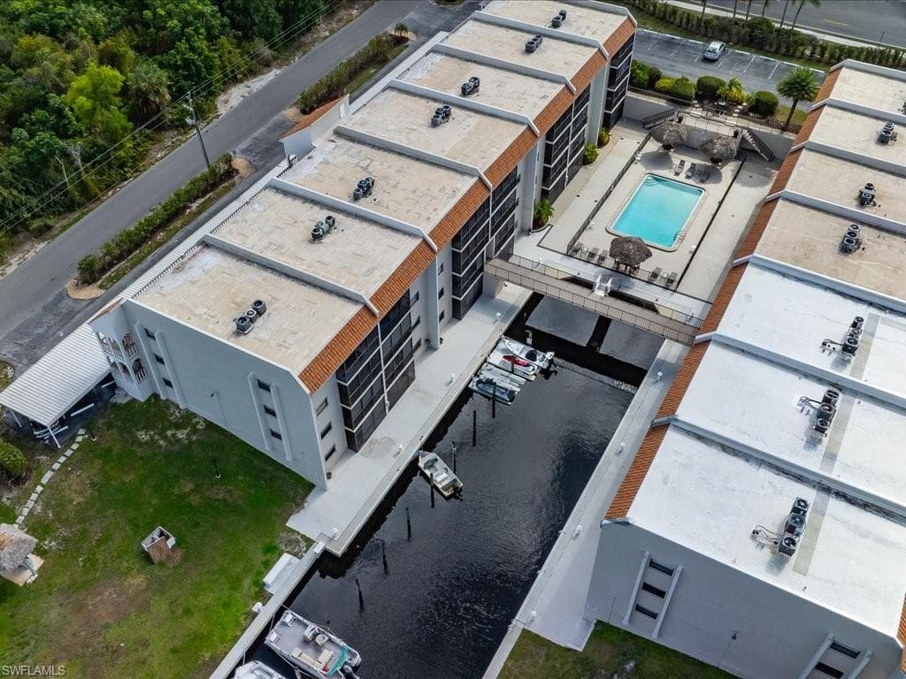 9395 Pennsylvania AVE # 7, BONITA SPRINGS FL 34135-31