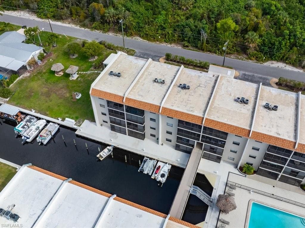 9395 Pennsylvania AVE # 7, BONITA SPRINGS FL 34135-30