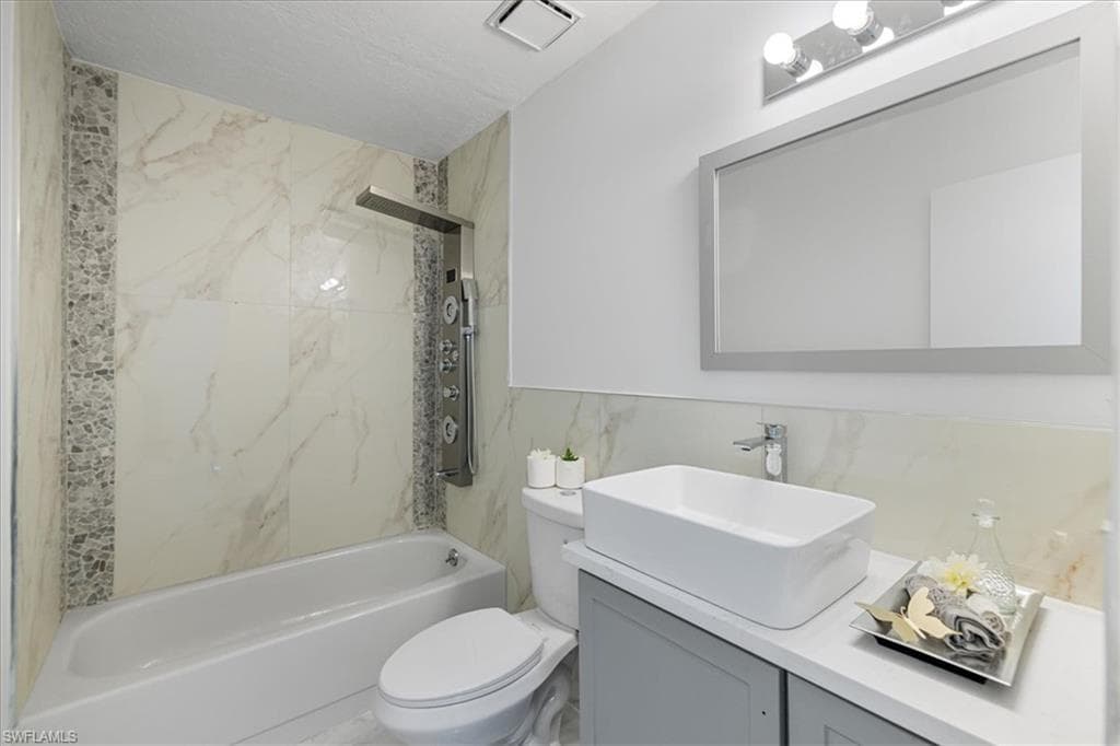 1212 SE 6th TER # 83, CAPE CORAL FL 33990-23