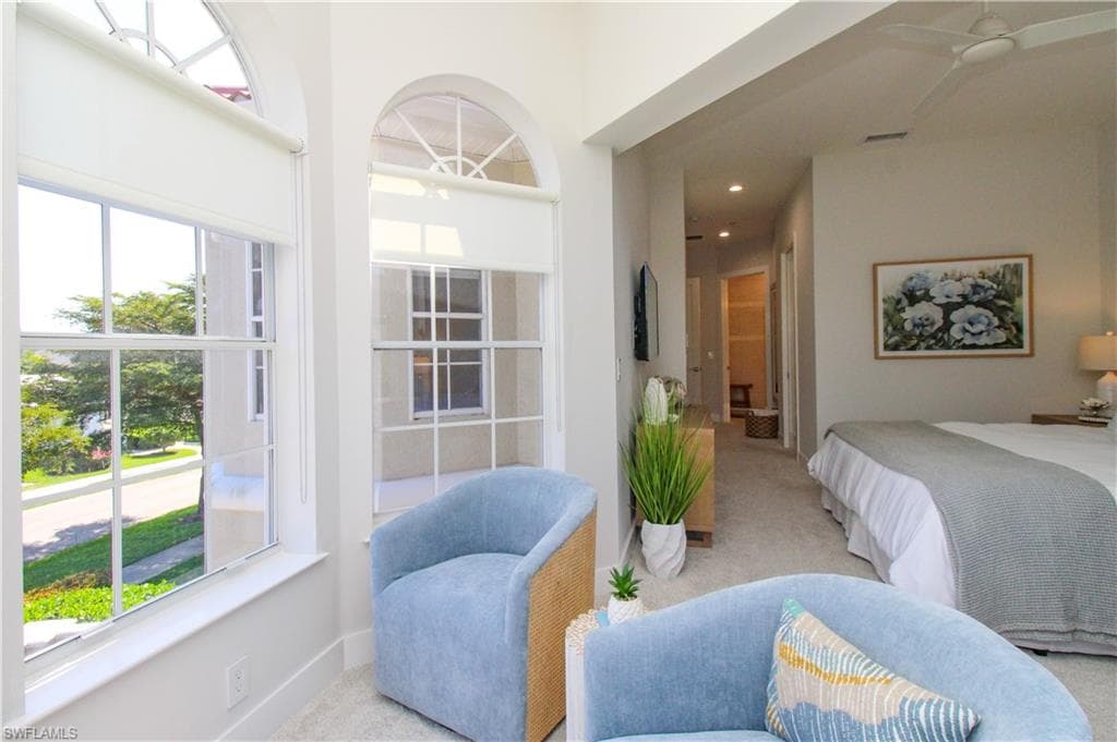 453 8th AVE S # 106, NAPLES FL 34102-44