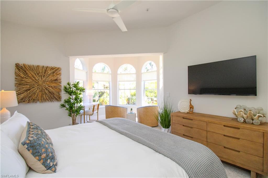 453 8th AVE S # 106, NAPLES FL 34102-39