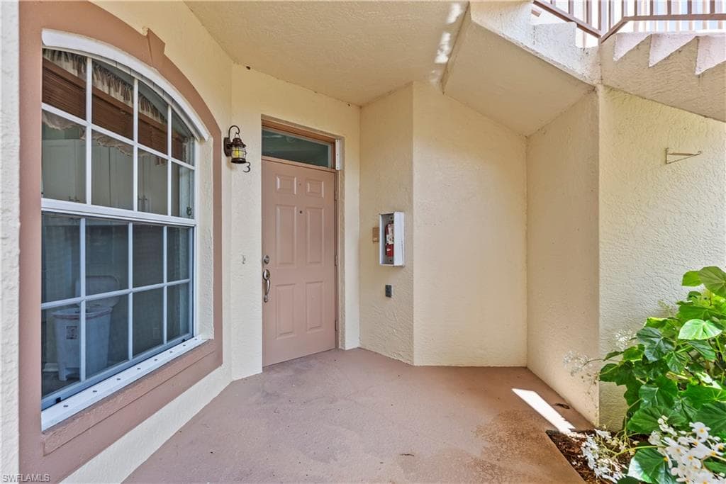 182 Newport DR # 1003, NAPLES FL 34114-1