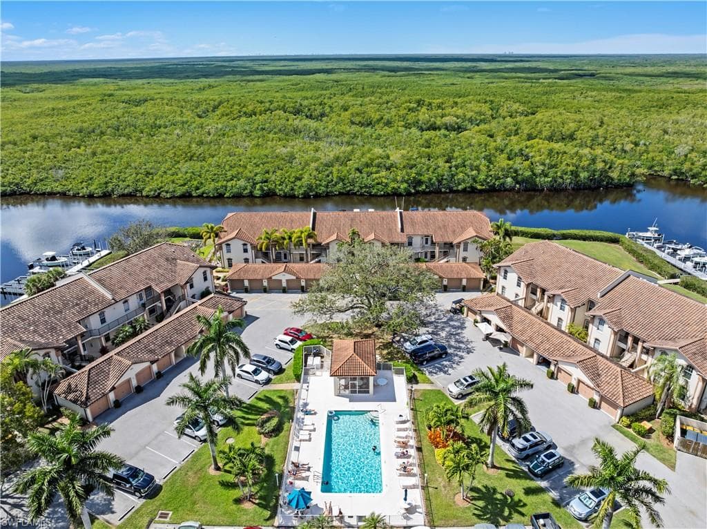 182 Newport DR # 1003, NAPLES FL 34114-44