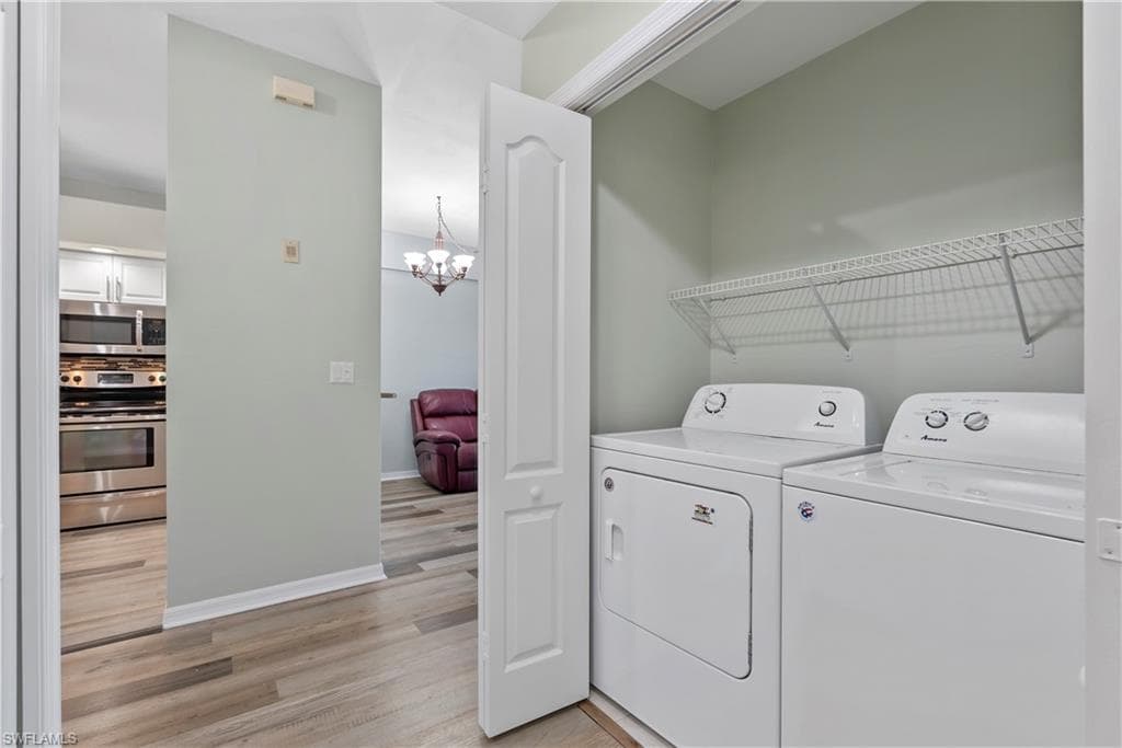 182 Newport DR # 1003, NAPLES FL 34114-18