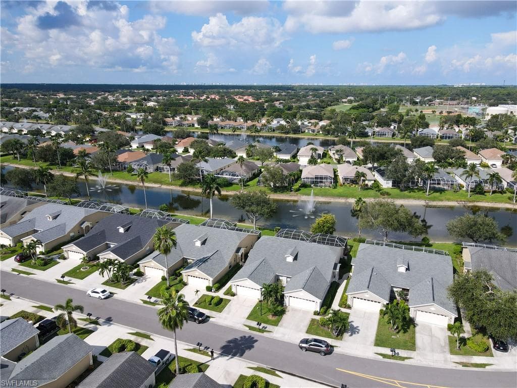 8220 Ibis Cove CIR # B216, NAPLES FL 34119-28