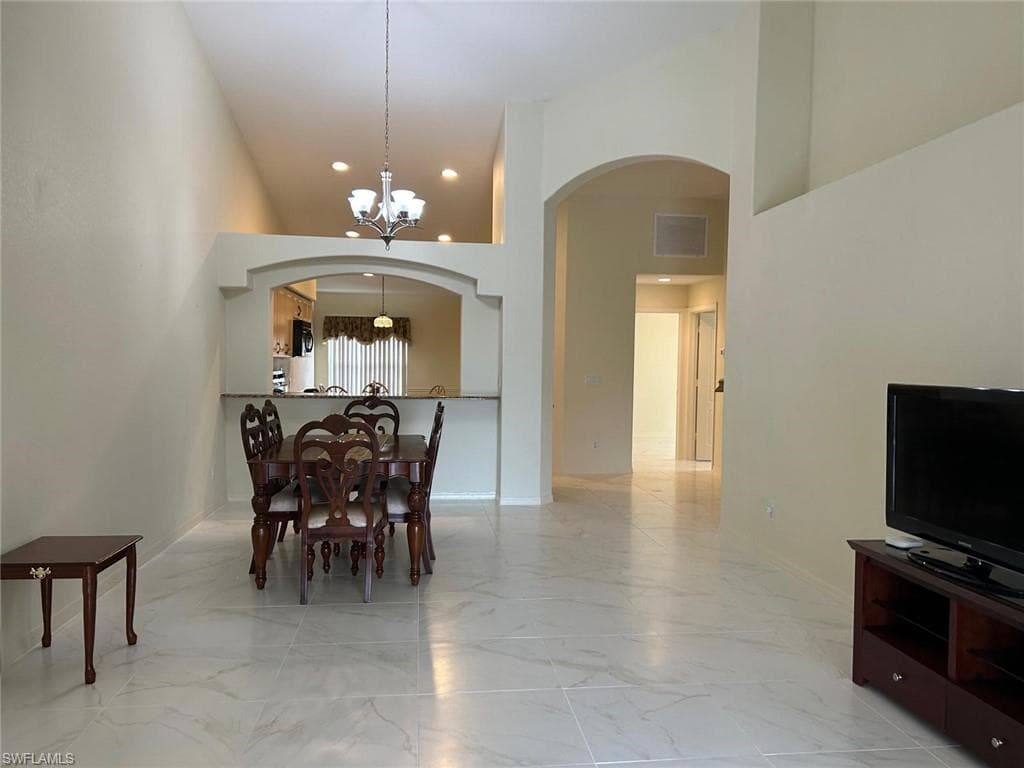 8220 Ibis Cove CIR # B216, NAPLES FL 34119-7