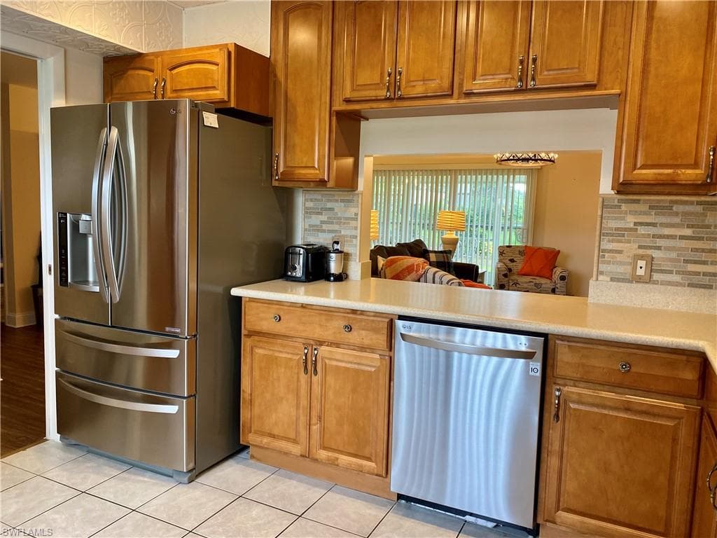 51 Glades BLVD # 2, NAPLES FL 34112-10