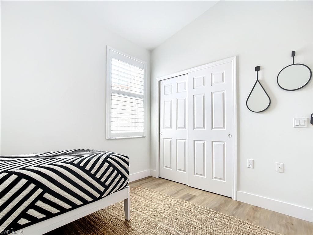 3077 Windsong CT # 704, NAPLES FL 34109-32