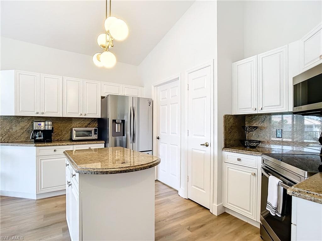 3077 Windsong CT # 704, NAPLES FL 34109-13