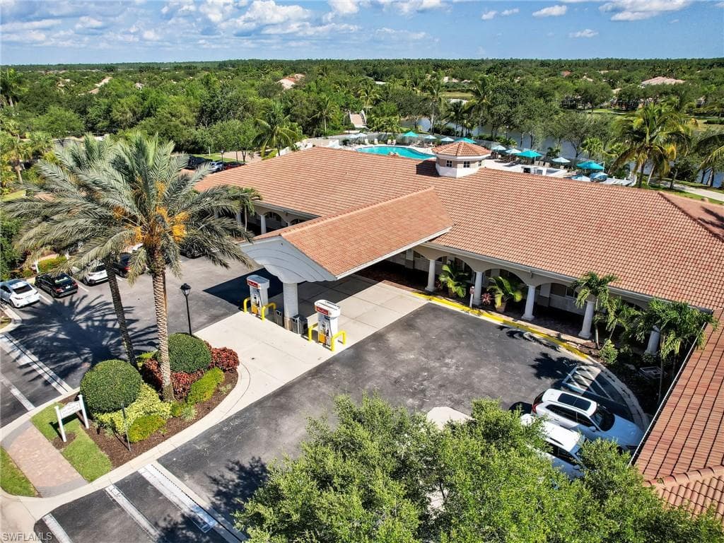 15100 Danios DR, BONITA SPRINGS FL 34135-49