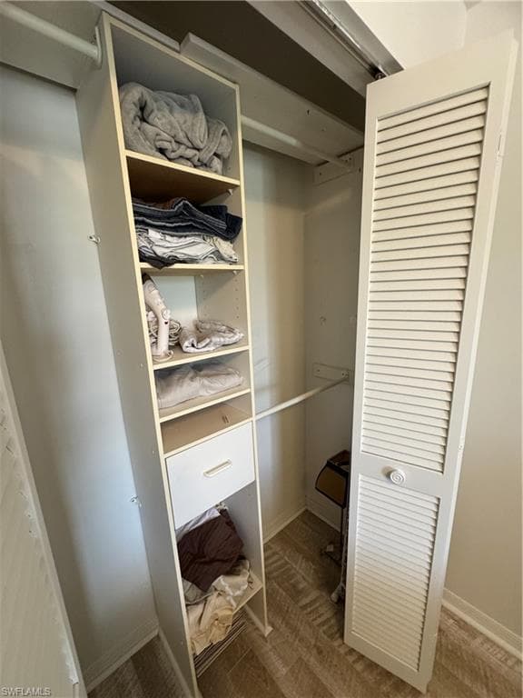 1101 Rosemary CT # 204, NAPLES FL 34103-18