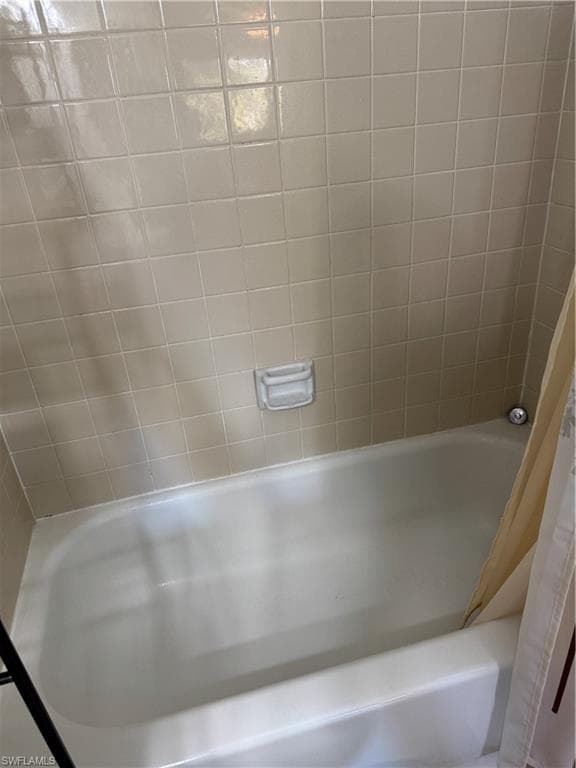 1101 Rosemary CT # 204, NAPLES FL 34103-24