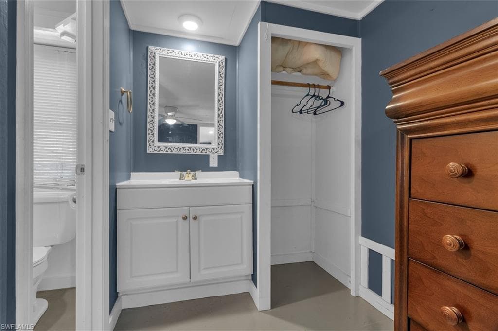 238 Mamie ST, CHOKOLOSKEE FL 34138-35