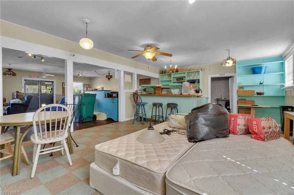 238 Mamie ST, CHOKOLOSKEE FL 34138-7