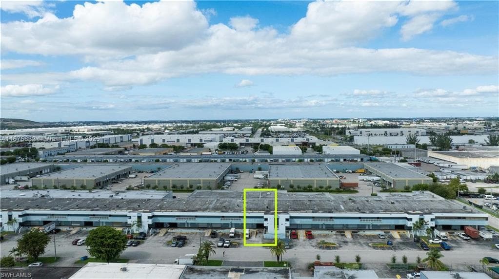 7957 NW 67 ST # 25, MIAMI FL 33166-1