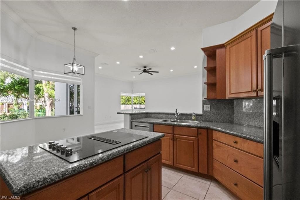 9663 SW 122 ST, MIAMI FL 33176-19