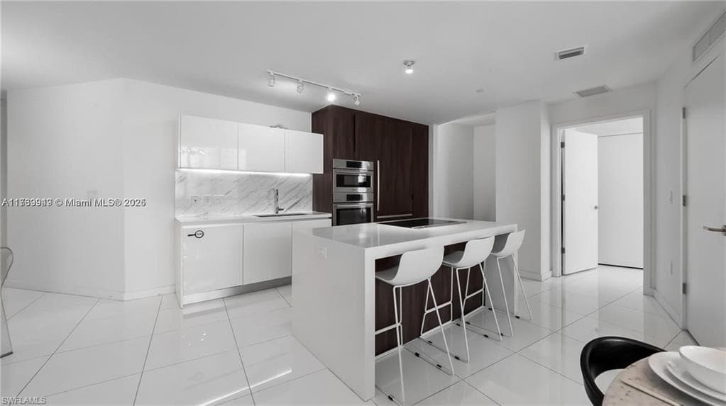 851 1 AVE E # 3303, MIAMI FL 33132-21