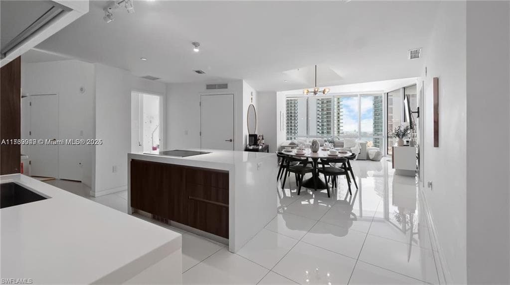 851 1 AVE E # 3303, MIAMI FL 33132-17