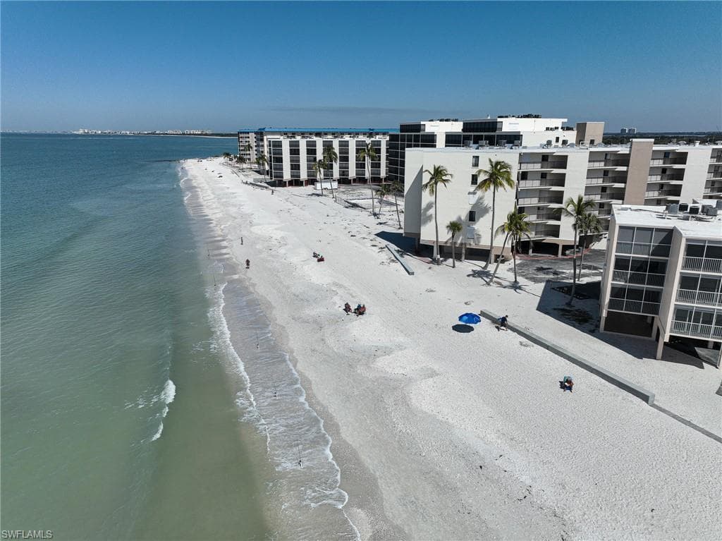 25830 Hickory BLVD # 309, BONITA SPRINGS FL 34134-2