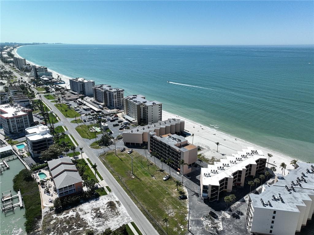 25830 Hickory BLVD # 309, BONITA SPRINGS FL 34134-14