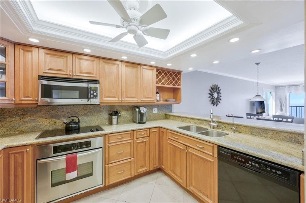 26000 Hickory BLVD # 606, BONITA SPRINGS FL 34134-5