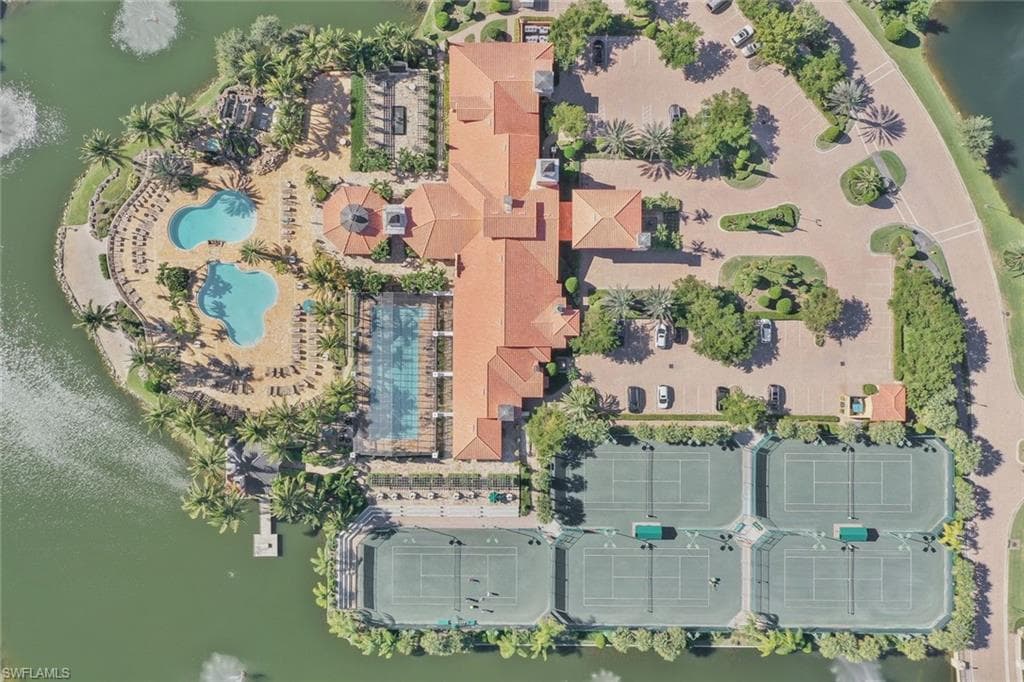 22300 Piazza Doria LN # 301, ESTERO FL 33928-23