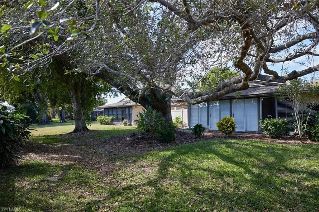 5844 Crabwood CT, FORT MYERS FL 33919-18