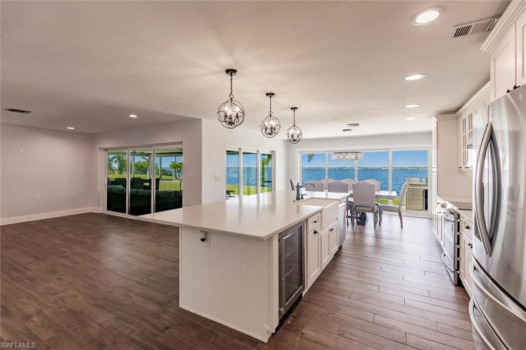 138 Riverview RD, FORT MYERS FL 33905-11