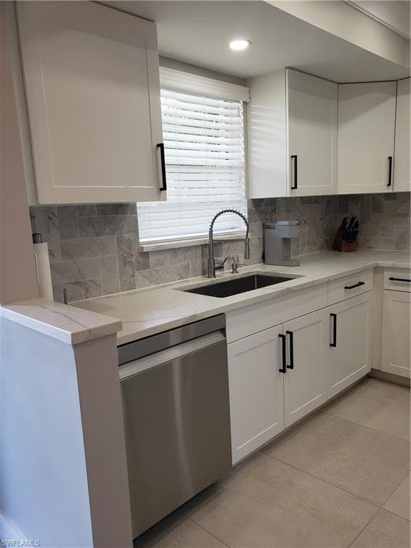 5435 Rattlesnake Hammock RD # 102, NAPLES FL 34113-3