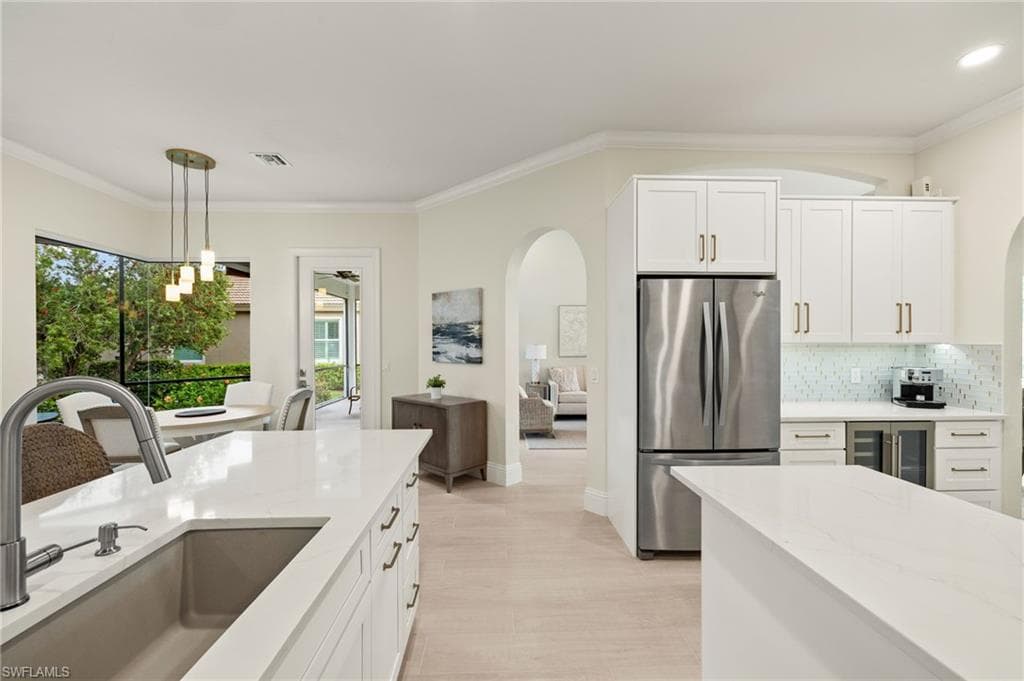 5614 Whispering Willow WAY, FORT MYERS FL 33908-6