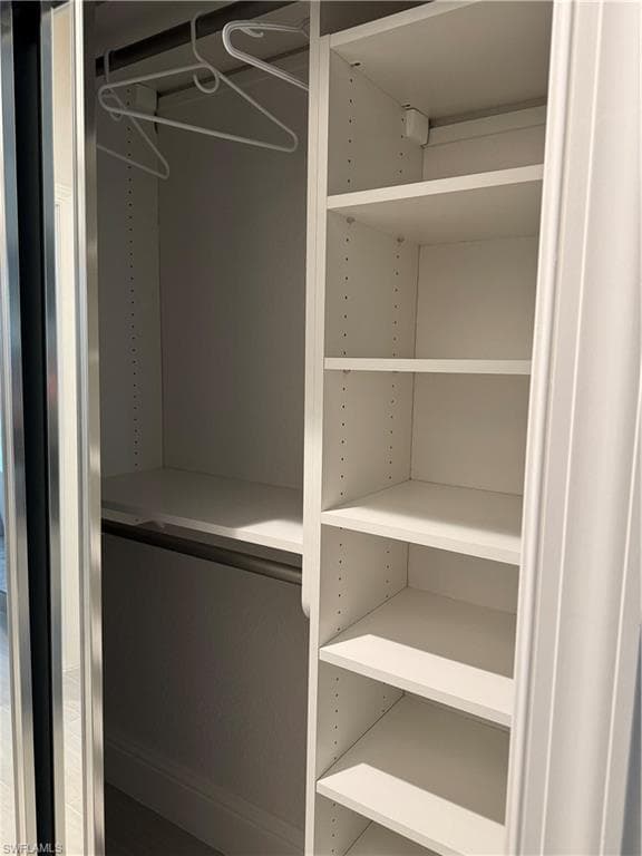 5614 Whispering Willow WAY, FORT MYERS FL 33908-32