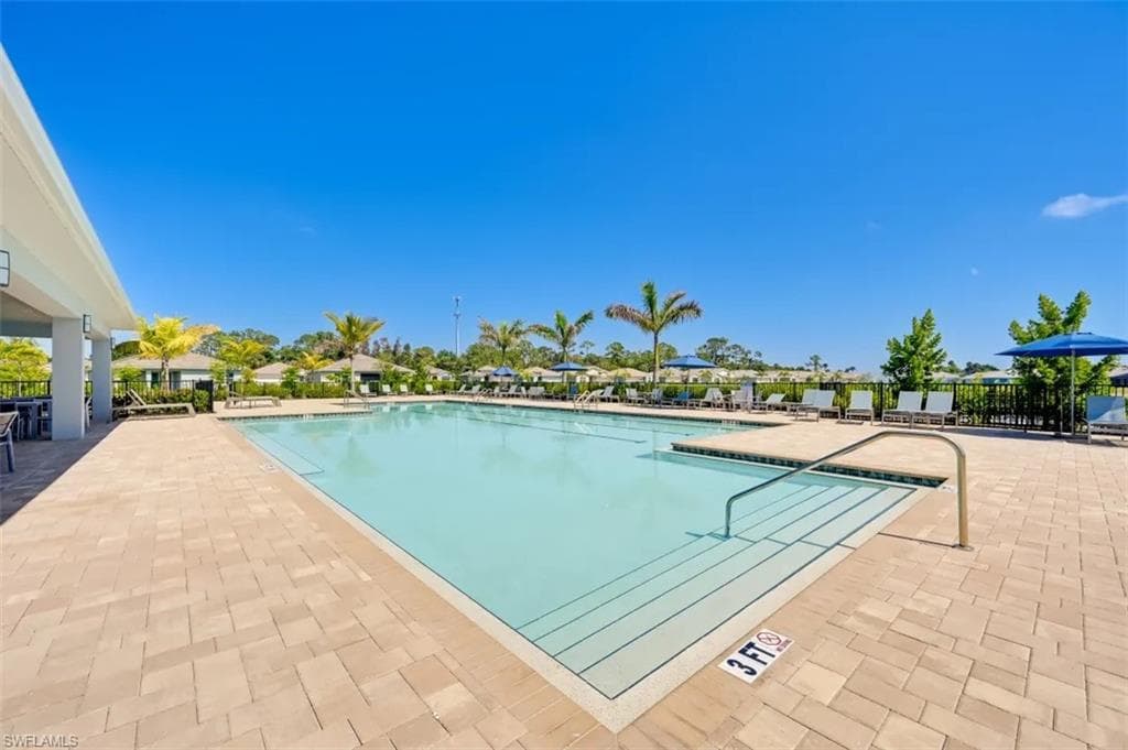 415 Polihale WAY, NAPLES FL 34114-26